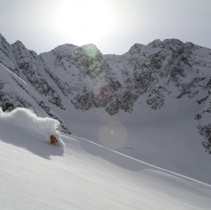 © Chugach Powder Guides