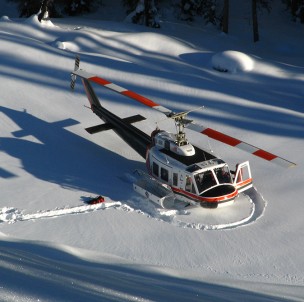 © Purcell Heli-Skiing