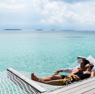 © Anantara Kihavah Maldives Villas