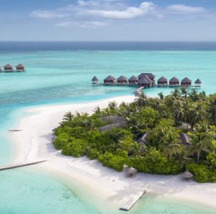 © Anantara Dhigu Maldives Resort