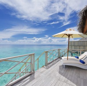 © Angaga Island Resort