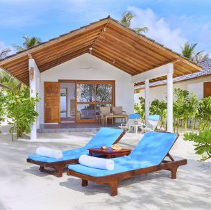 © Innahura Maldives Resort