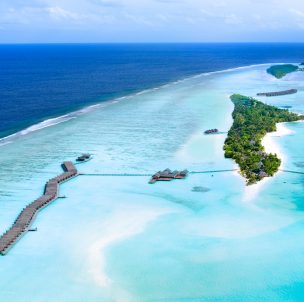 © Lux South Ari Atoll