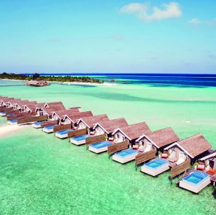 © Lux South Ari Atoll