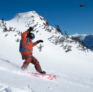 © White Wilderness Heliskiing
