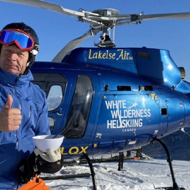 © White Wilderness Heliskiing