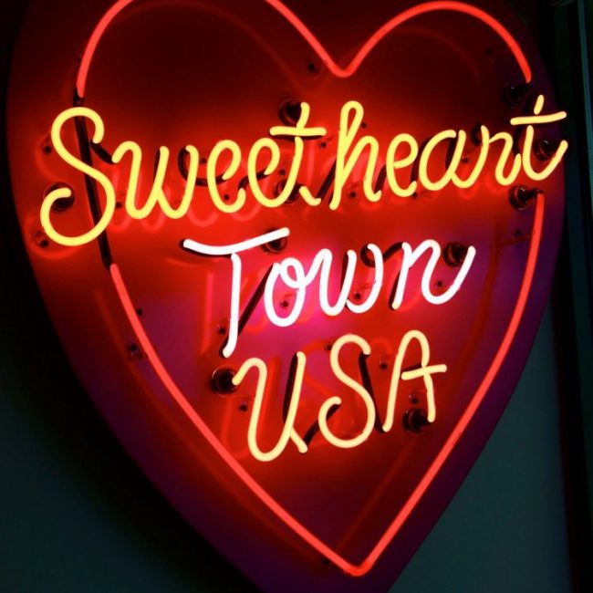 © Valentine Town USA Heart